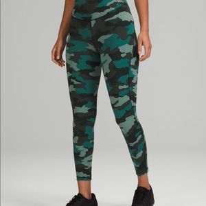 Lululemon HR Align 25” size 8 Heritage camouflage 365 Tidewater Teal
